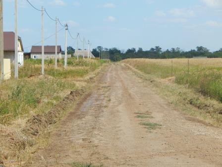 В Тбилисской на улицах Ленина и Розовой прогрейдировали дороги